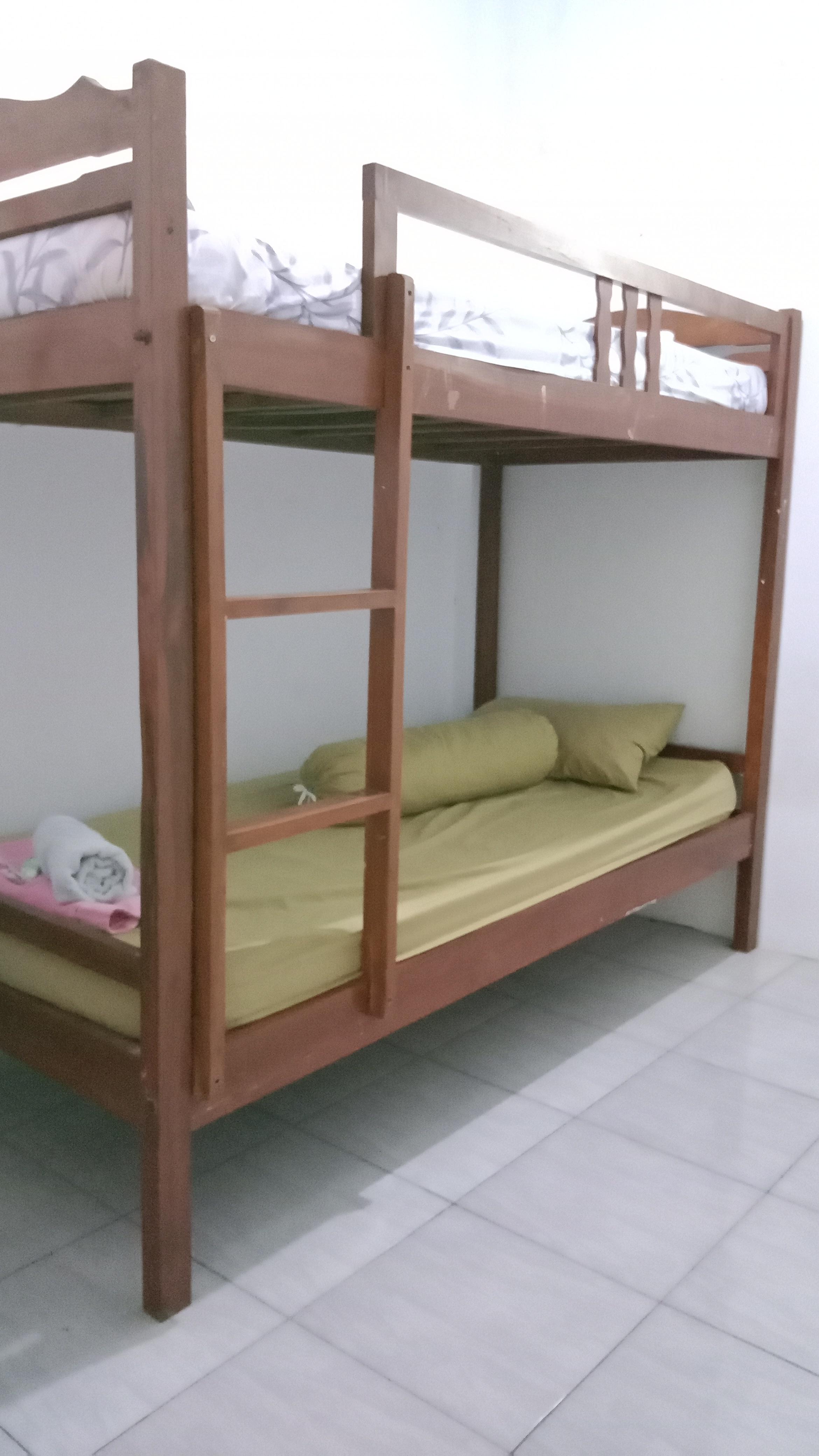 Tiga Dua Homestay Джокьякарта Экстерьер фото