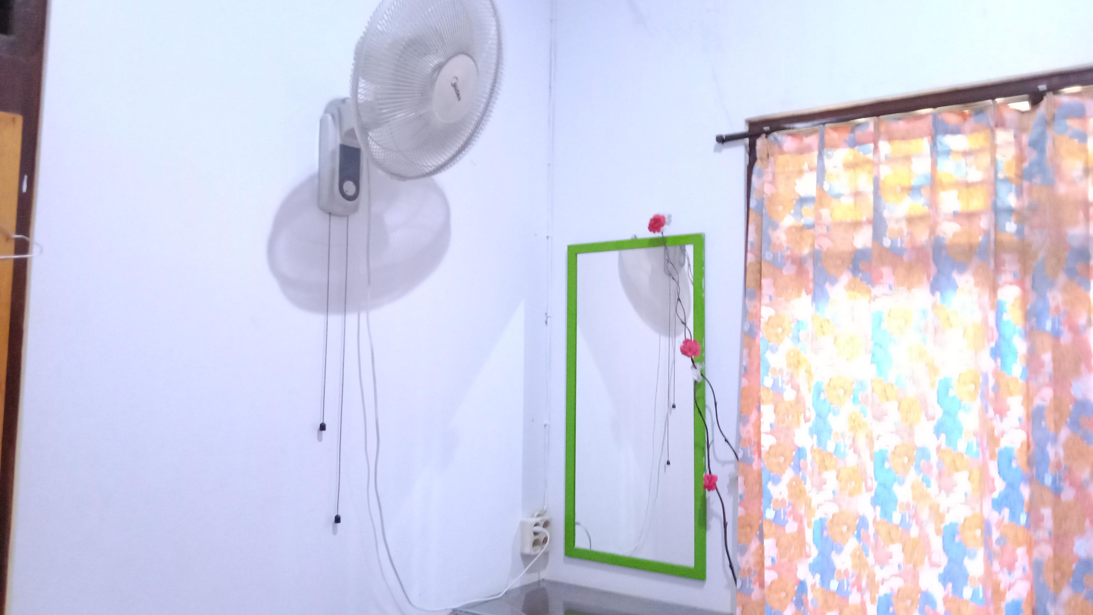 Tiga Dua Homestay Джокьякарта Экстерьер фото