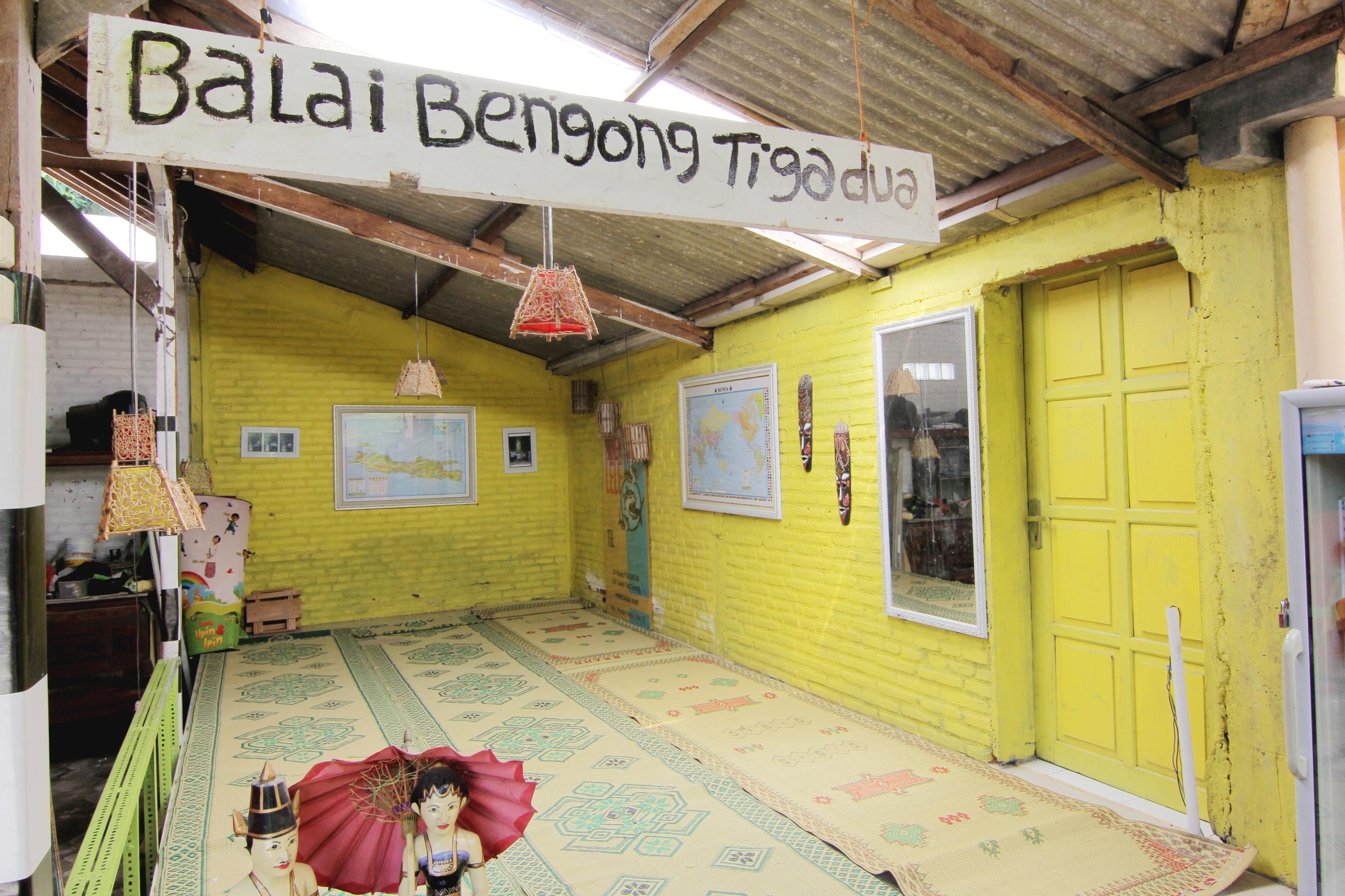Tiga Dua Homestay Джокьякарта Экстерьер фото
